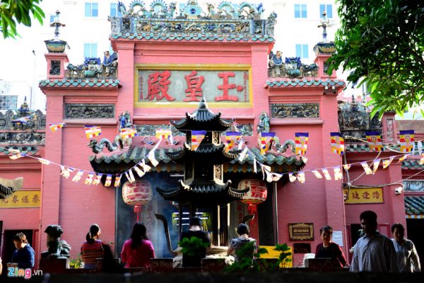 Chùa Ngọc Hoàng- ngôi chùa nổi tiếng ở sài gòn