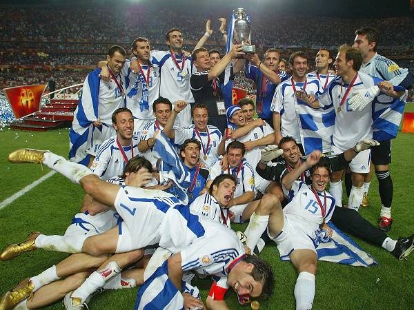 Đội tuyển bóng đá quốc gia Hy Lạp vô địch Euro năm nào?