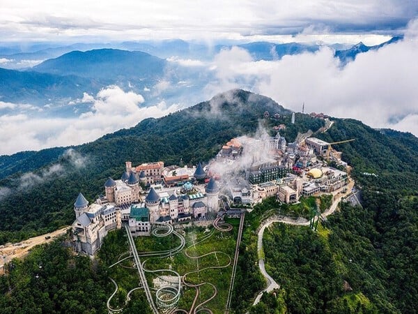 Giới thiệu tổng quan về Bà Nà Hills