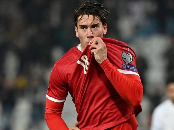 Vlahovic có phải lời giải cho bài toán trung phong của Man United? Vlahovic có phải lời giải cho bài toán trung phong của Man United?