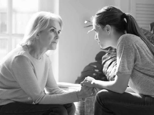 Mơ thấy mẹ đã mất về nói chuyện, cho tiền có số gì Mơ thấy mẹ đã mất về nói chuyện, cho tiền có số gì