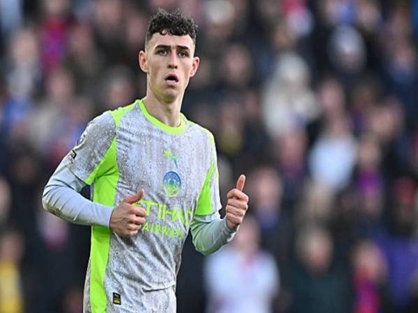 Phil Foden tự phê bình màn trình diễn hiệp một