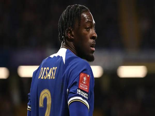 Chelsea “thừa người nhưng thiếu sự ổn định” ở hàng thủ